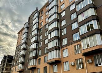 Продаю 2-комнатную квартиру, 60.1 м2, Ессентуки, улица Шмидта, 96