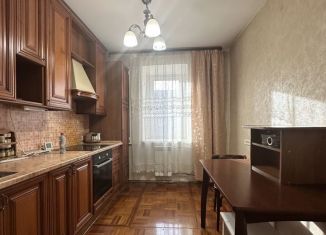 Продажа 4-комнатной квартиры, 80 м2, Иркутск, Красноказачья улица, 57