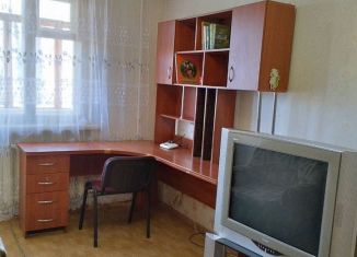 2-ком. квартира в аренду, 45 м2, Севастополь, улица Маршала Крылова, 19