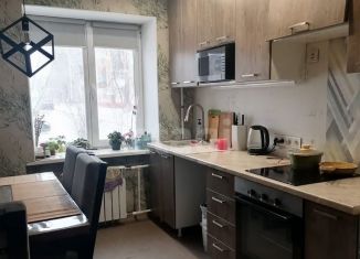 Продается 3-ком. квартира, 59 м2, Новосибирск, улица Зорге, 35