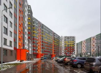 Сдам гараж, 10 м2, Санкт-Петербург, Старорусский проспект, 13к2