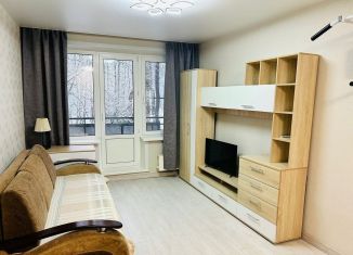 Аренда 1-ком. квартиры, 30 м2, Москва, улица Академика Арцимовича, 5к2, ЮЗАО