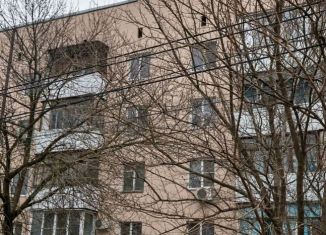 Сдаю 1-ком. квартиру, 36 м2, Аксай, улица Вартанова, 8