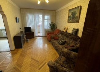 Сдача в аренду трехкомнатной квартиры, 70 м2, Владикавказ, проспект Коста, 253