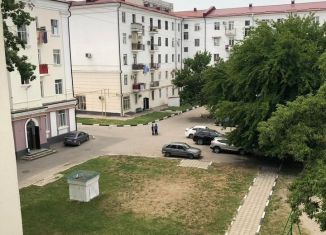 Сдача в аренду трехкомнатной квартиры, 57 м2, Грозный, улица Сайпуддина Ш. Лорсанова, 5