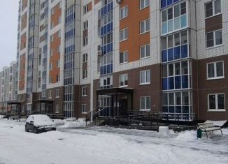 Продам 1-комнатную квартиру, 40 м2, посёлок городского типа Медведево, улица Дмитрия Средина, 9А