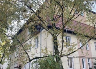 Продается 1-ком. квартира, 49 м2, Калининград, улица Радистов, 20, Центральный район