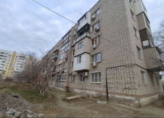 Продам 2-комнатную квартиру, 37.8 м2, Астраханская область, улица Безжонова, 86