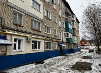 Продаю 2-комнатную квартиру, 45 м2, Кузнецк, улица Леваневского, 56