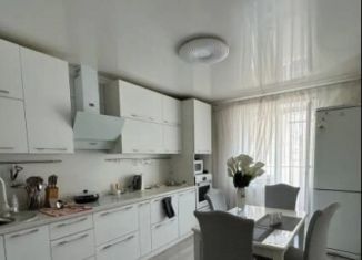 Продам 2-комнатную квартиру, 52 м2, Ростов-на-Дону, улица Зорге, 31