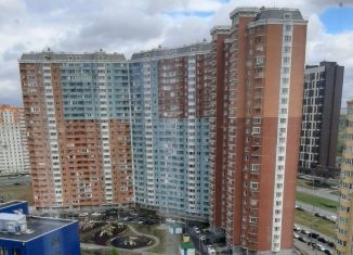 Продается 2-ком. квартира, 58.7 м2, Москва, улица Вертолётчиков, 13, ЮВАО