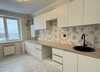 Продается 1-комнатная квартира, 34 м2, Калуга, улица Братьев Луканиных, 7