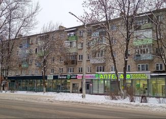 Продам 2-ком. квартиру, 43.7 м2, Ярославская область, улица Менжинского, 45