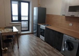 Сдаю 1-комнатную квартиру, 42 м2, Татарстан, улица Гостева, 7Б