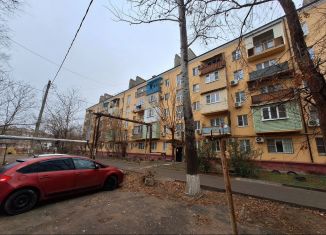 Продаю 2-комнатную квартиру, 44 м2, Астрахань, улица Николая Островского, 64