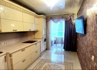 Сдается 4-комнатная квартира, 100 м2, Томск, Дальне-Ключевская улица, 5