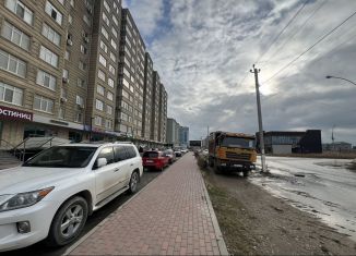 2-ком. квартира на продажу, 78 м2, Каспийск, улица Каспийское шоссе, 23