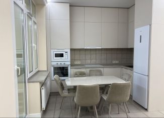 Аренда 3-ком. квартиры, 75 м2, Москва, Хорошёвское шоссе, 25Ак3, метро Полежаевская