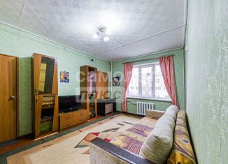 Продам 1-ком. квартиру, 28.3 м2, Екатеринбург, проспект Ленина, 52к3А