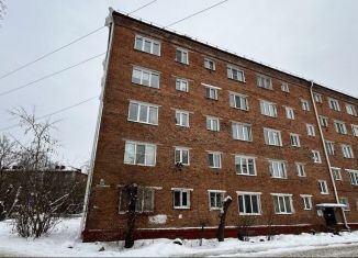 Продается 1-комнатная квартира, 30.2 м2, Омск, улица Челюскинцев, 83А