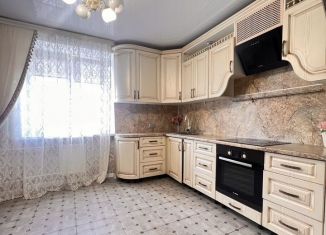 Продажа трехкомнатной квартиры, 90 м2, Владимир, Гвардейская улица, 17