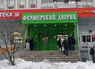 Сдача в аренду торговой площади, 12 м2, Москва, ЗАО, Кастанаевская улица, 16к1