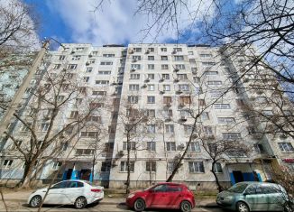 Продаю 1-ком. квартиру, 42 м2, Ростов-на-Дону, улица Малиновского, 72