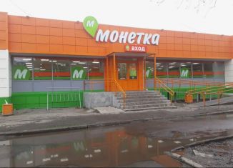 Продаю торговую площадь, 445 м2, Чебаркуль, улица Ленина, 11