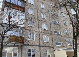 Продам трехкомнатную квартиру, 57.4 м2, Нижегородская область, улица Василия Иванова, 14к4