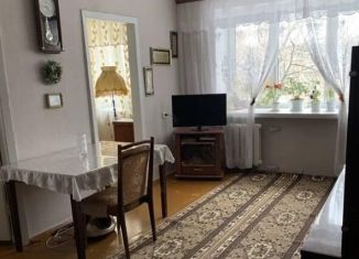 Продается 4-ком. квартира, 62 м2, Республика Башкортостан, улица Чкалова, 25