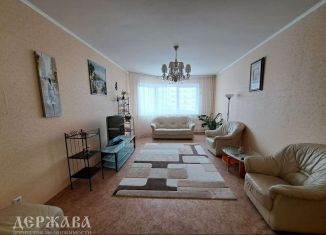 Продам 3-ком. квартиру, 96 м2, Старый Оскол, микрорайон Степной, 8