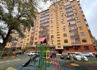 Продажа 2-комнатной квартиры, 64 м2, Махачкала, улица Юсупова, 82