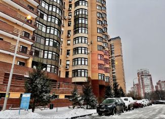 Продаю трехкомнатную квартиру, 126.5 м2, Москва, Нежинская улица, 8к1