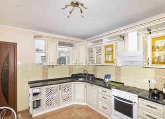 Продается трехкомнатная квартира, 93 м2, Тюмень, улица Пермякова, 68к1, Восточный округ