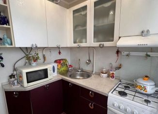 Продам 3-ком. квартиру, 59.6 м2, Татарстан, улица Герцена, 100