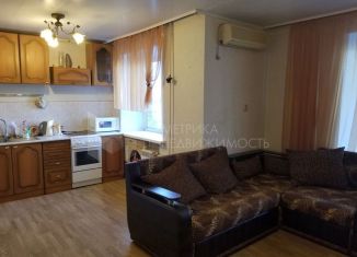 Продажа 3-ком. квартиры, 70 м2, Тюмень, Профсоюзная улица, 17, Центральный округ