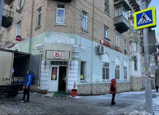 Продается торговая площадь, 108 м2, Саратов, улица имени В.М. Азина, 36/6, Заводской район