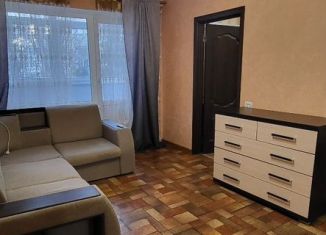 Сдаю 3-комнатную квартиру, 48 м2, Керчь, улица Щорса, 5