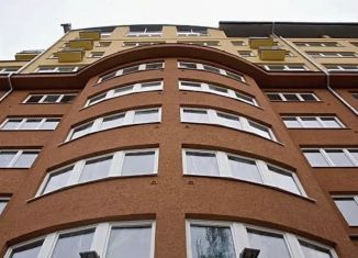 Продам 5-комнатную квартиру, 174 м2, Калининград, Красная улица, 63А