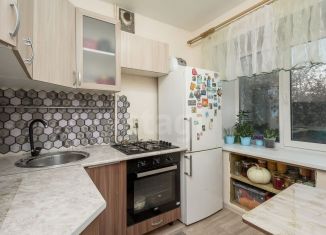 Продается 1-ком. квартира, 27.7 м2, Тюмень, Ямская улица, 59