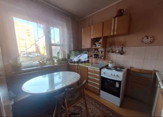 Продается трехкомнатная квартира, 62.1 м2, Озёрск, улица Дзержинского, 56