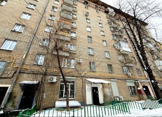 Продам квартиру студию, 10.7 м2, Москва, Космодамианская набережная, 4/22А, метро Новокузнецкая