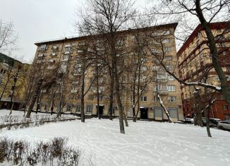 Продается квартира студия, 14.3 м2, Москва, Космодамианская набережная, 4/22А, метро Новокузнецкая