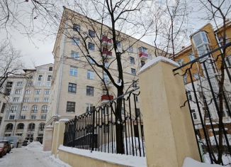 Продается 2-ком. квартира, 57 м2, Москва, улица Фадеева, 6с3