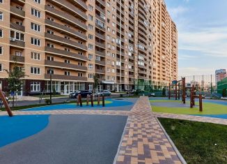 Продажа 2-ком. квартиры, 52 м2, Краснодар, ЖК Лучший, улица Петра Метальникова, 36