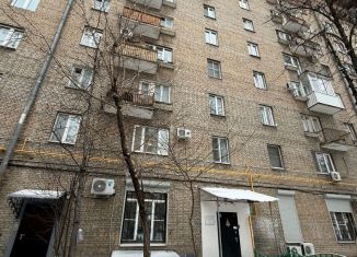 Продам квартиру студию, 17.2 м2, Москва, Космодамианская набережная, 4/22А, метро Новокузнецкая