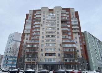 Сдаю двухкомнатную квартиру, 78 м2, Санкт-Петербург, Гаккелевская улица, 32, метро Комендантский проспект