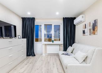 Сдам в аренду однокомнатную квартиру, 36 м2, Казань, улица Декабристов, 10