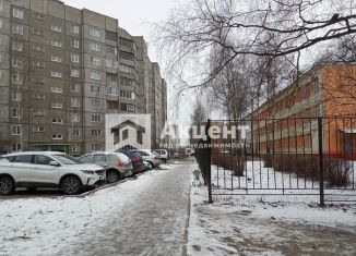 Продам 4-ком. квартиру, 83.1 м2, Иваново, Дюковская улица, 21