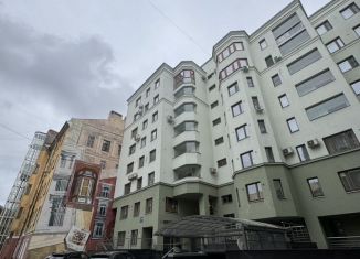 Машиноместо в аренду, 20 м2, Санкт-Петербург, улица Куйбышева, 13, метро Горьковская